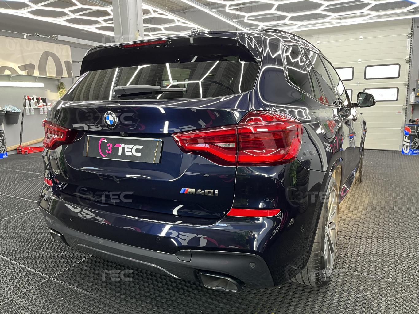 Traitement céramique GTechniq Crystal Sérum Ultra garantie 9 ans sur un BMW X3 M40i